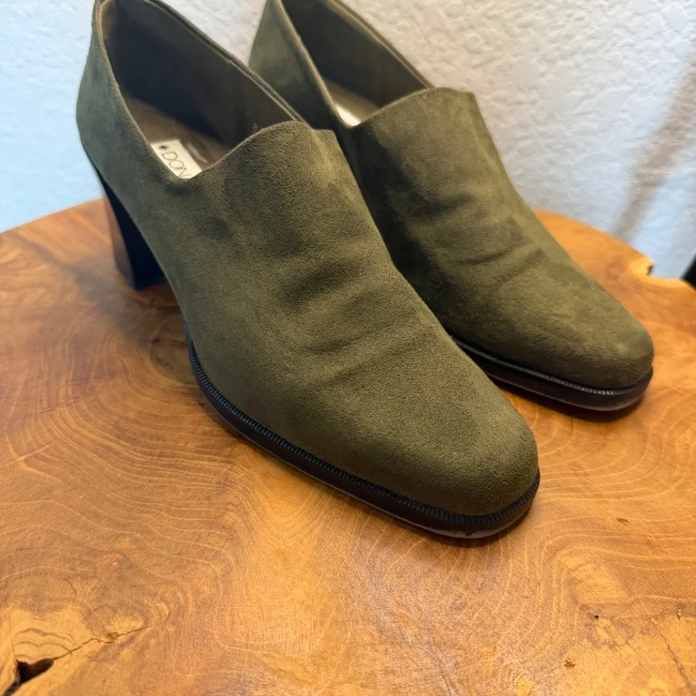Donald J Pliner Olive Green Block Heel Shoes Booties Shooties Womens‎ sz 7